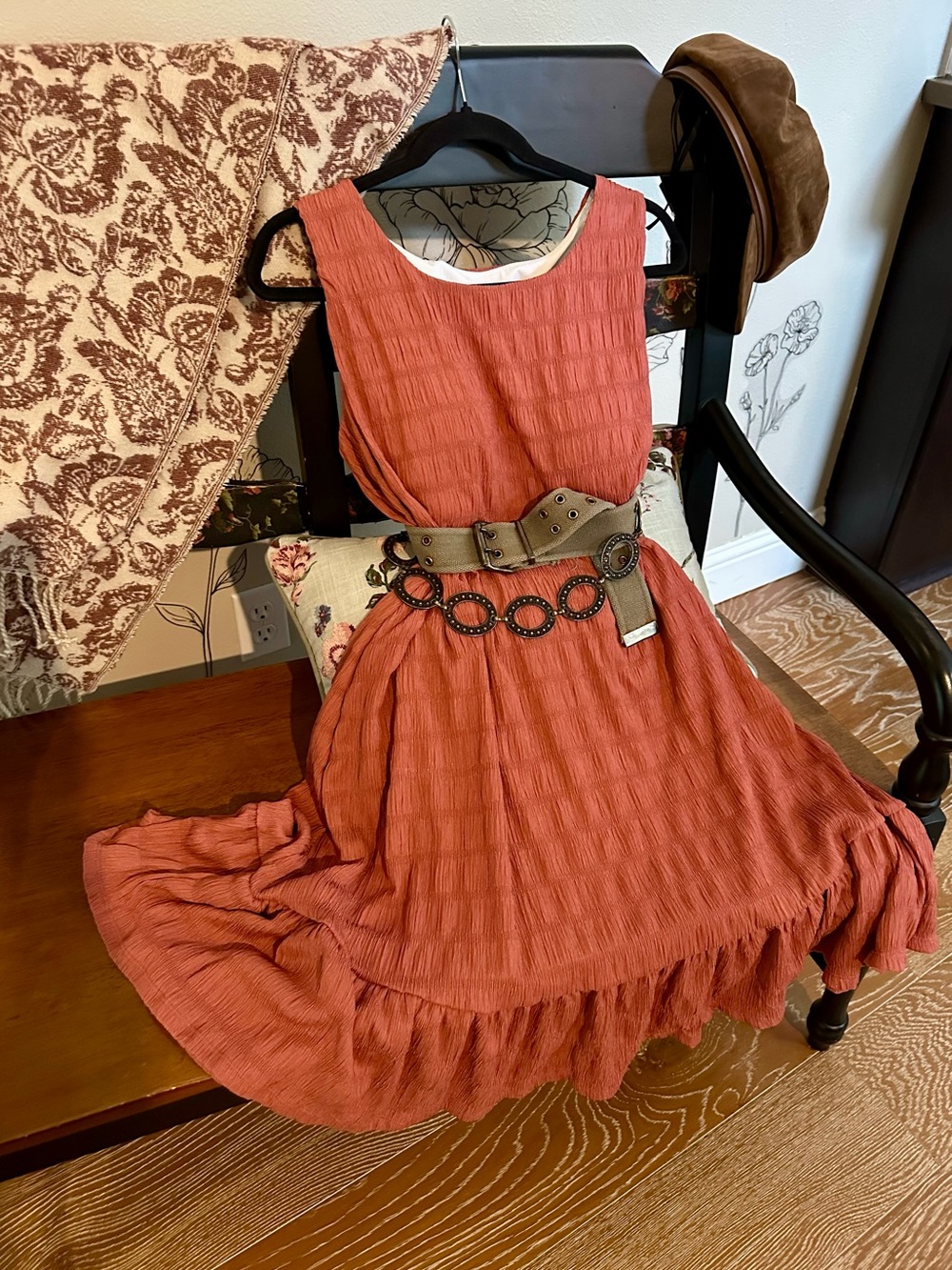 Never Worn, Cute Halara Ruffled Dress